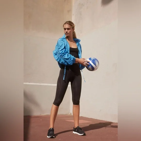 FREE PEOPLE | ✨NEW✨ High-Rise Good Karma Crop Leggings in Washed Black - Picture 4 of 5